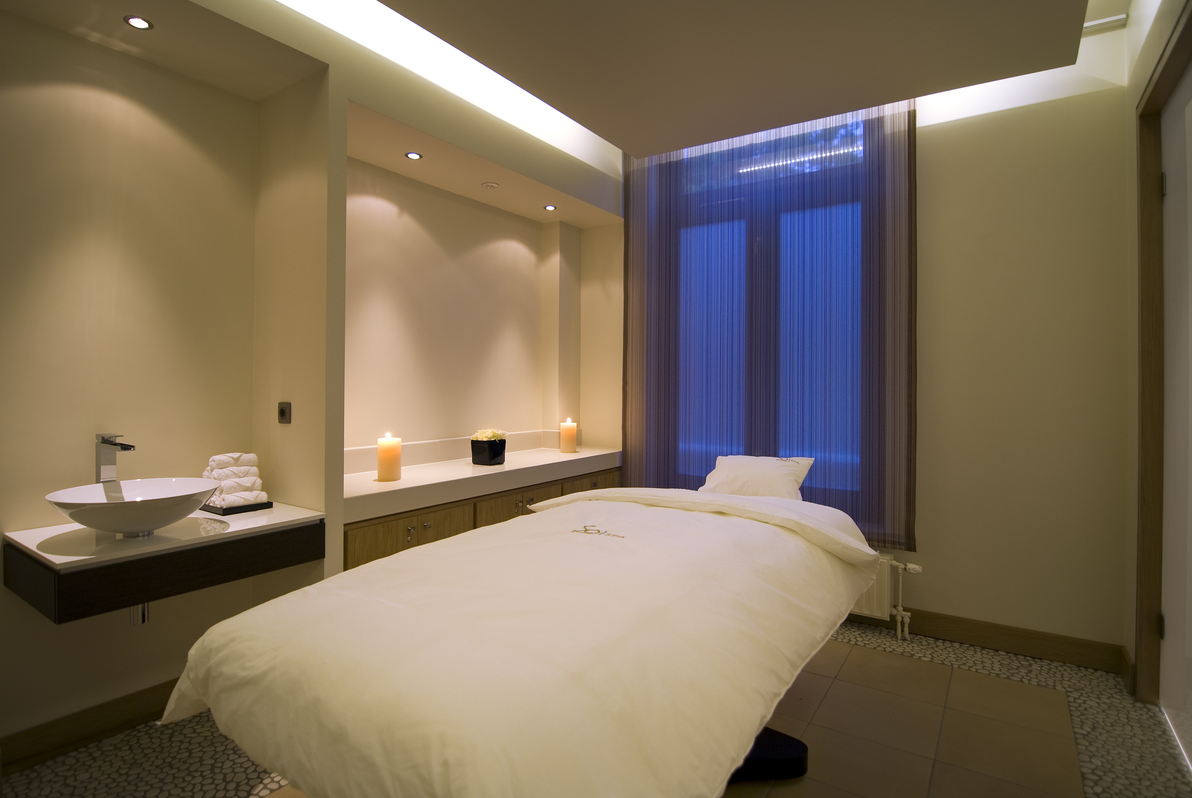 23d. So SPA duo treatment rooms