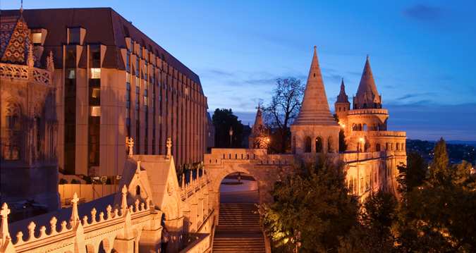 Hilton Budapest with the Fisherman's Bastion in the foreground.